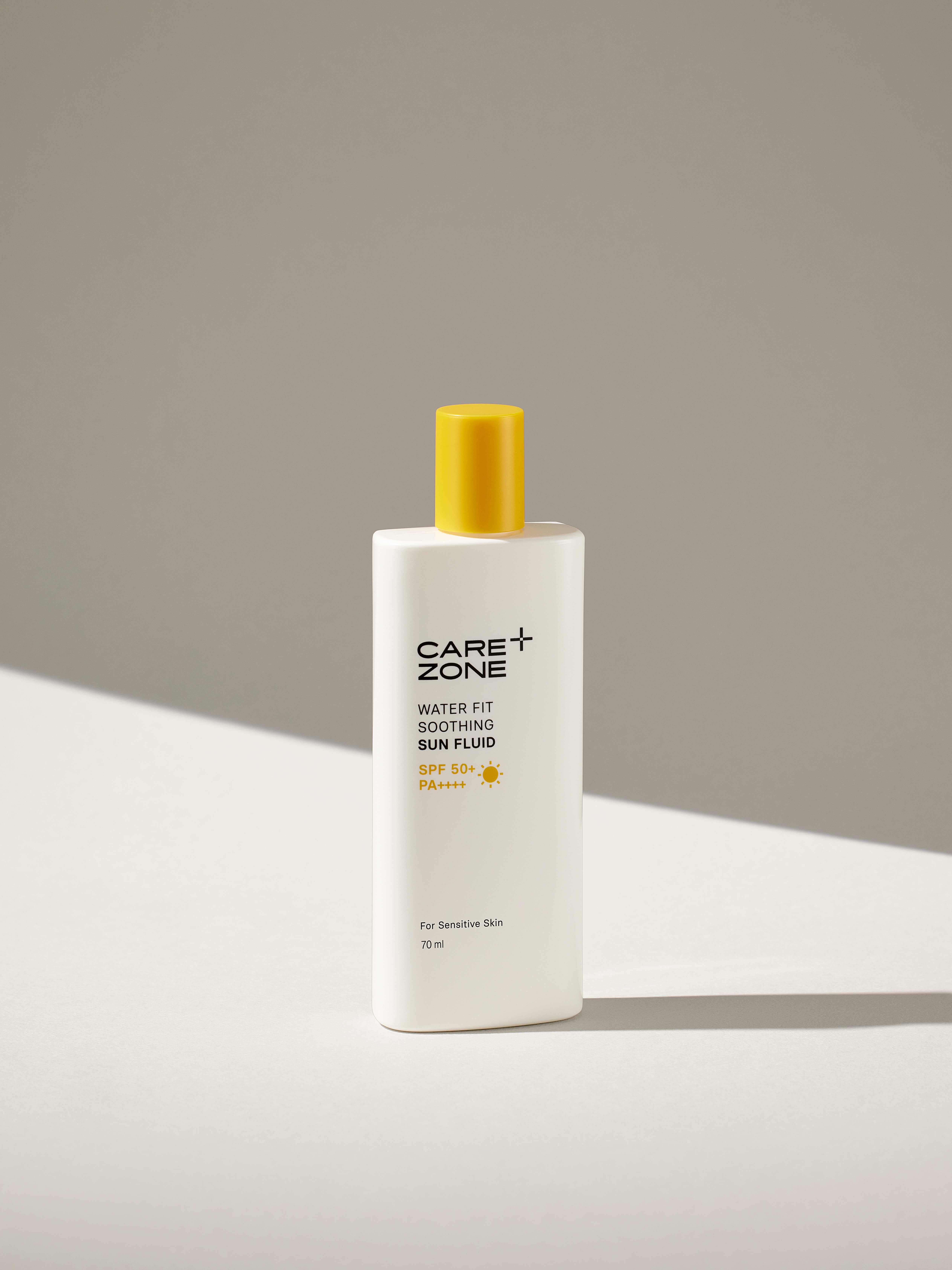 케어존 워터핏 수딩 선플루이드 70 mL + 31 mL (SPF 50+/PA++++) - 상세 이미지 2