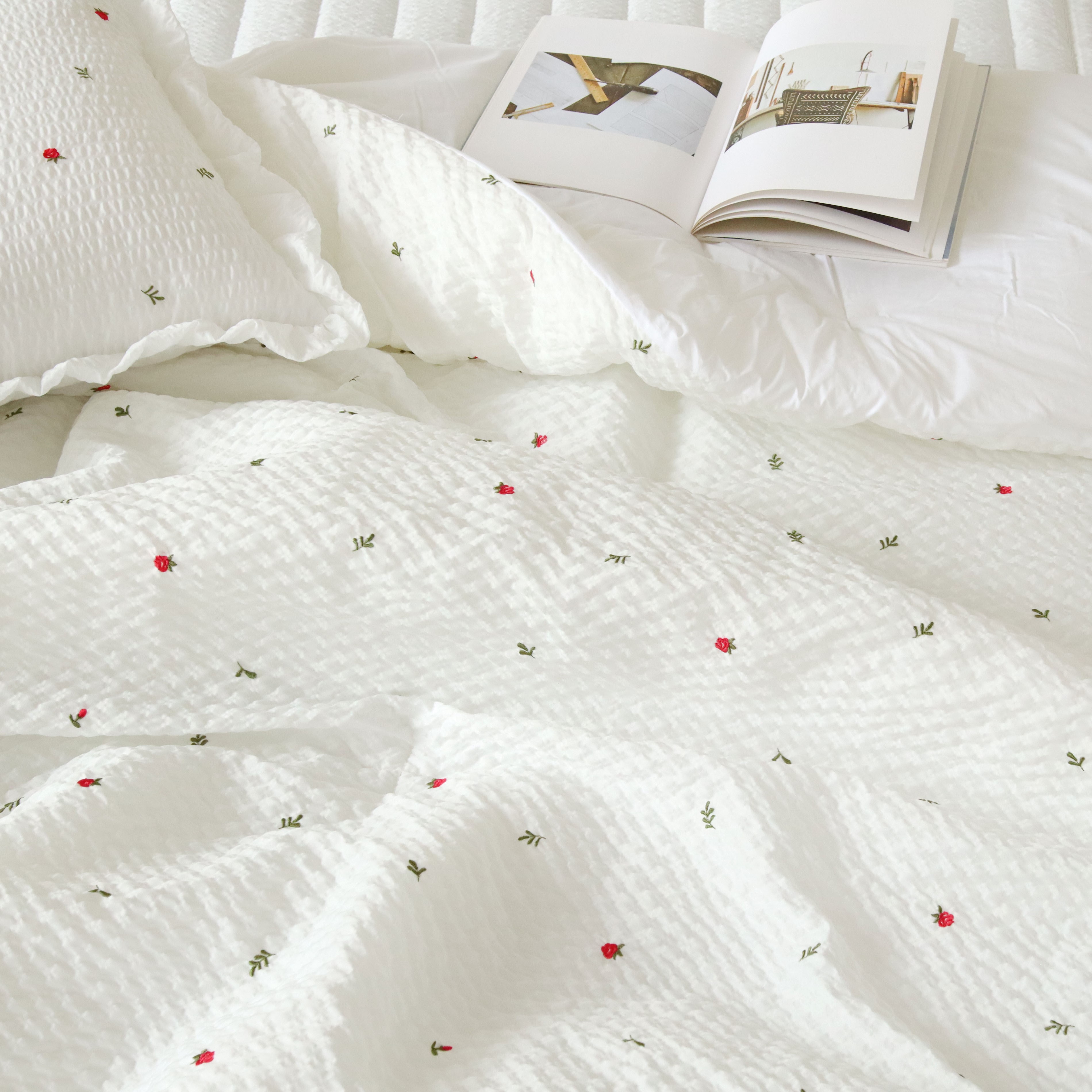 라비앙로즈 자수 에어워싱 시어서커 항균솜 여름 차렵 이불 SS