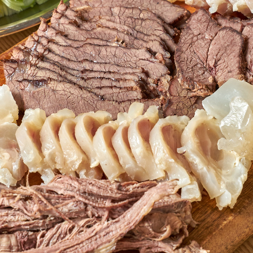 여주 우정옥 아롱사태 소고기수육 도가니 스지수육 1.7kg(4-5인분) 선물 상세 이미지 4