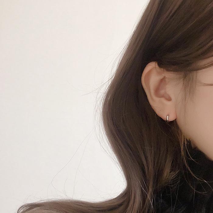 심플 미니 민자 원터치 링 귀걸이 2컬러 티타늄 이미지 7