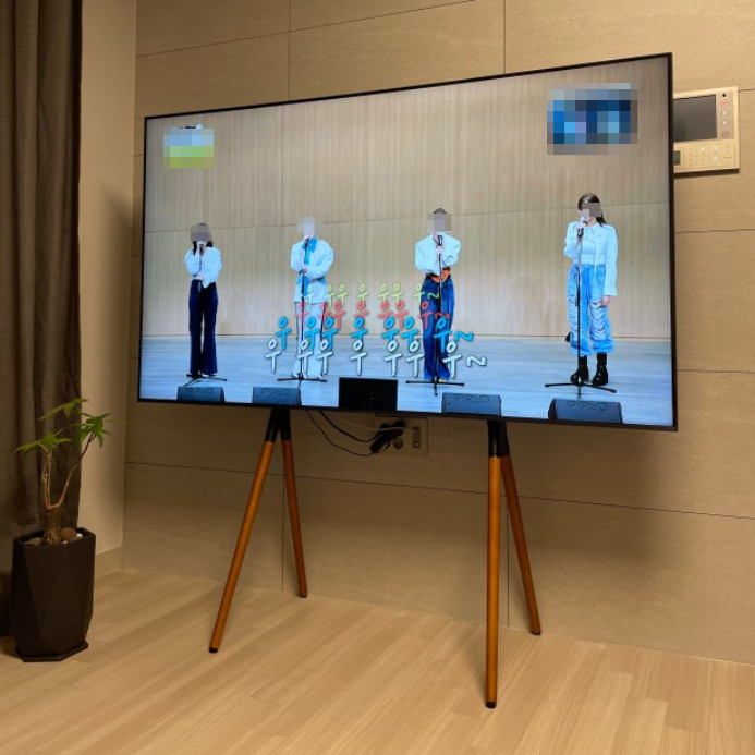 이젤형 티비거치대 TV스탠드 163cm(65인치) 189cm(75인치) 삼성 LG 호환 판매처 상세 정보 이미지 3
