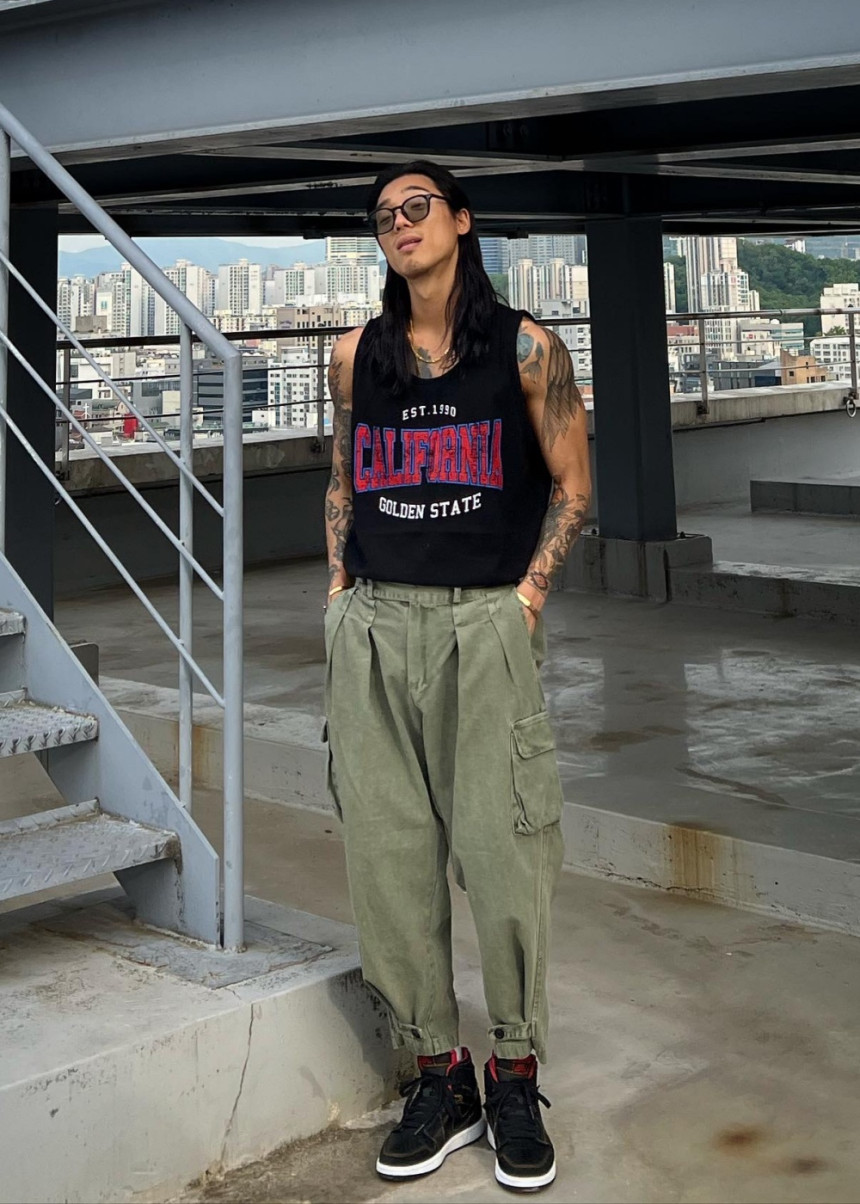 %EB%B8%94%EB%9E%99_%EC%9D%BC%EC%83%81%EC%BB%B7KakaoTalk_Photo_2023-05-09-13-56-55_015