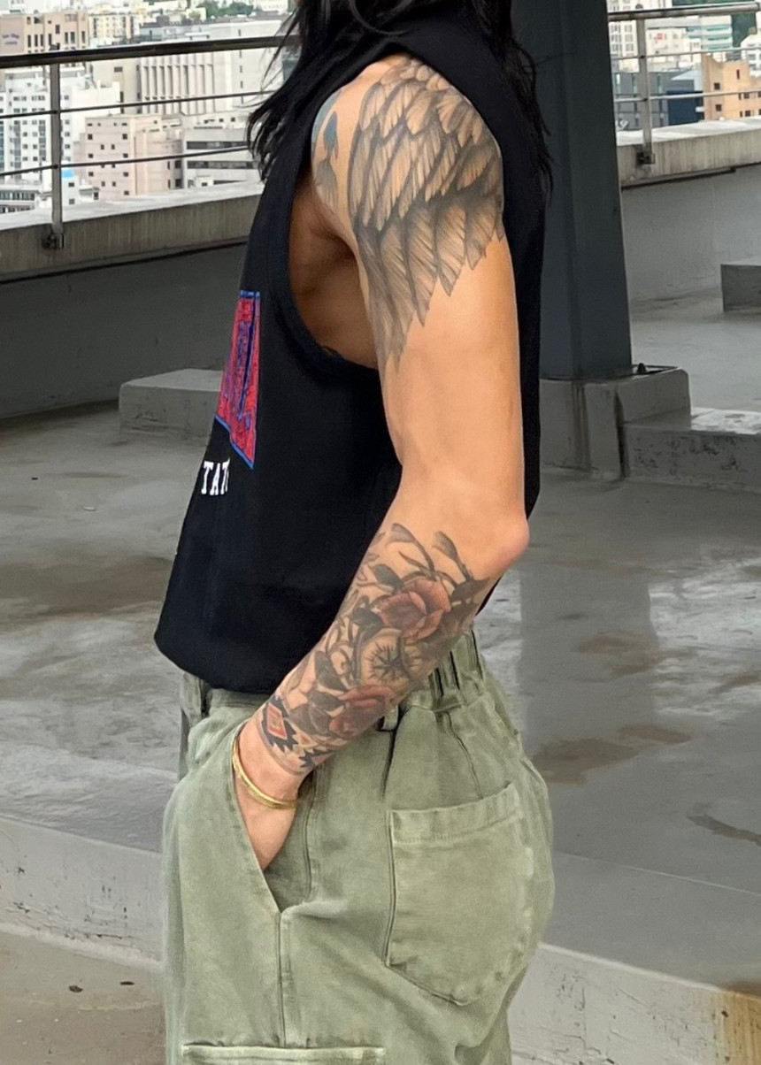 %EB%B8%94%EB%9E%99_%EC%9D%BC%EC%83%81%EC%BB%B7KakaoTalk_Photo_2023-05-09-13-54-37_012