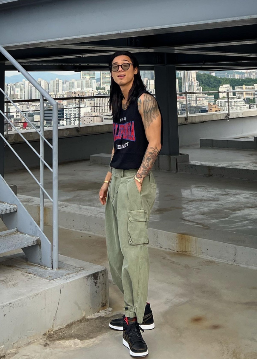 %EB%B8%94%EB%9E%99_%EC%9D%BC%EC%83%81%EC%BB%B7KakaoTalk_Photo_2023-05-09-13-56-54_012