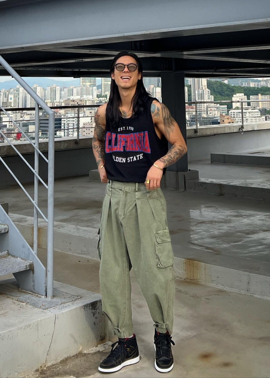 %EB%B8%94%EB%9E%99_%EC%9D%BC%EC%83%81%EC%BB%B7KakaoTalk_Photo_2023-05-09-13-56-54_013