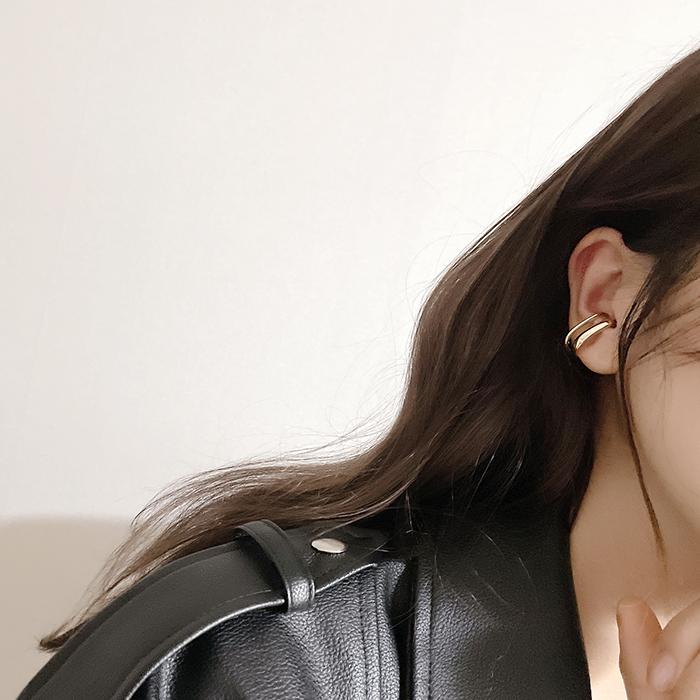 시크 볼드 귓볼 라인 링 귀찌 이어커프 귀안뚫는 귀걸이 2컬러 티타늄 이미지 7