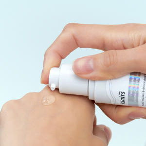 [라운지전용]클레어스 프레쉴리 쥬스드 비타민 차징 세럼 30ml(유통기한... 솔직 후기 | 피부 타입별 분석 - 상품 이미지 4
