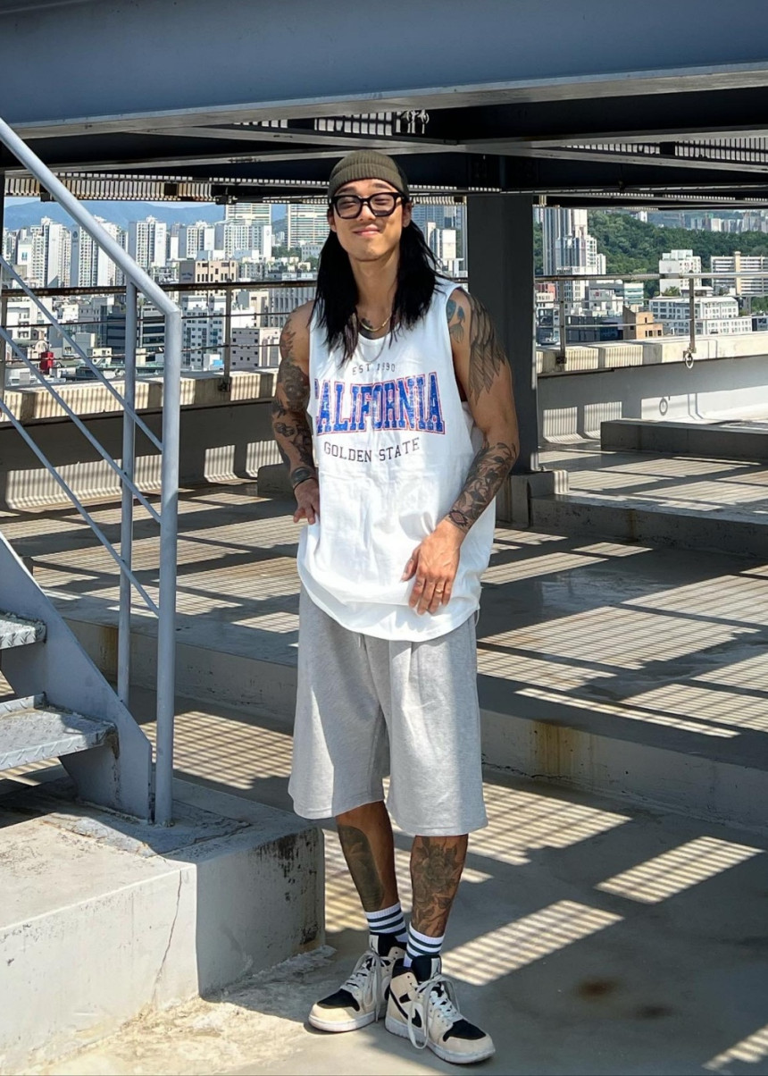 %ED%99%94%EC%9D%B4%ED%8A%B8_%EC%9D%BC%EC%83%81%EC%BB%B7KakaoTalk_Photo_2023-05-17-15-01-18_025