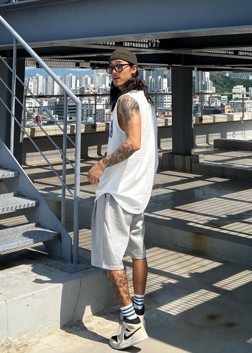 %ED%99%94%EC%9D%B4%ED%8A%B8_%EC%9D%BC%EC%83%81%EC%BB%B7KakaoTalk_Photo_2023-05-17-15-01-17_022