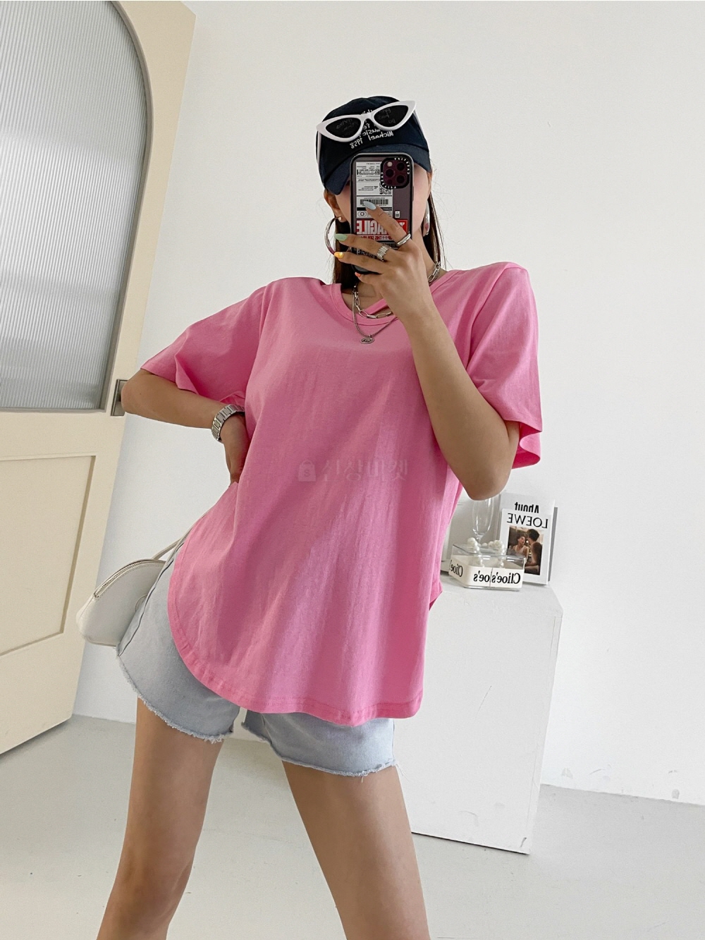 여성 여름 반팔티 어깨패드 끈트임 무지 박스 오버핏 반팔 티셔츠 - 상세 이미지 4
