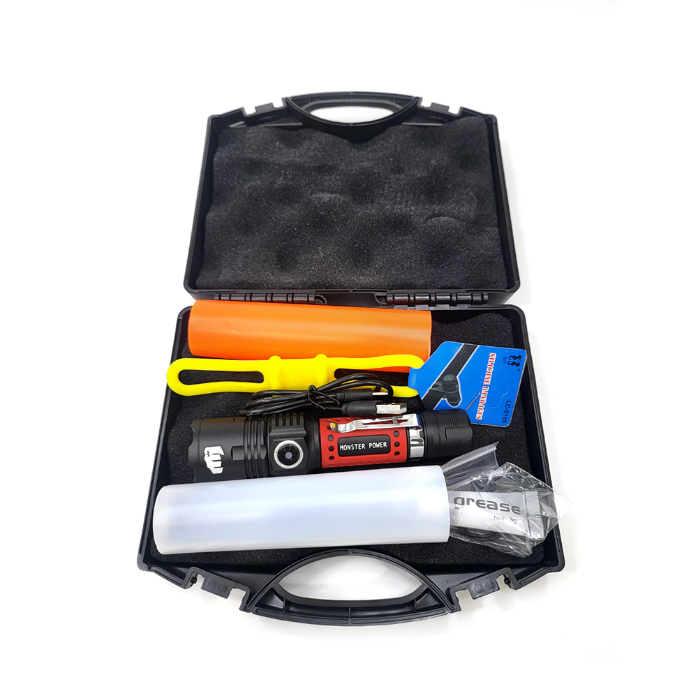 몬스터파워 스트롱 LED 후레쉬 해루질 랜턴 충전식 써치라이트 C타입 대륙의실수 군용