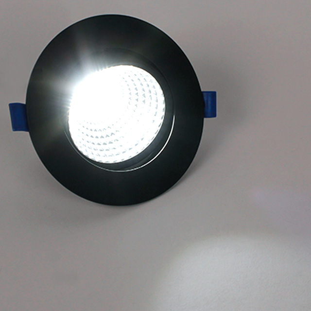 엘포스 LED 다운라이트 집중형 9.5cm(4인치) COB 12W 직회전 매입등 플리커프리 - 상세 이미지 4