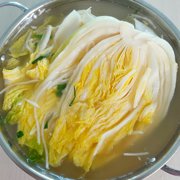100% 국산 전라도 백김치 시원한 국물 배추 물김치 2kg 이미지 8