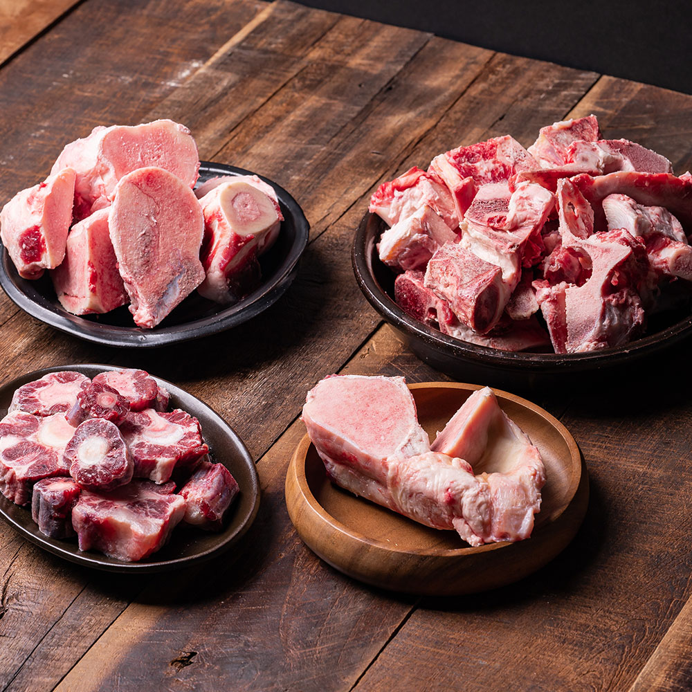 국내산 소고기 사골 잡뼈 소알꼬리 (육우 냉동 육수용 갈비탕용 보신)