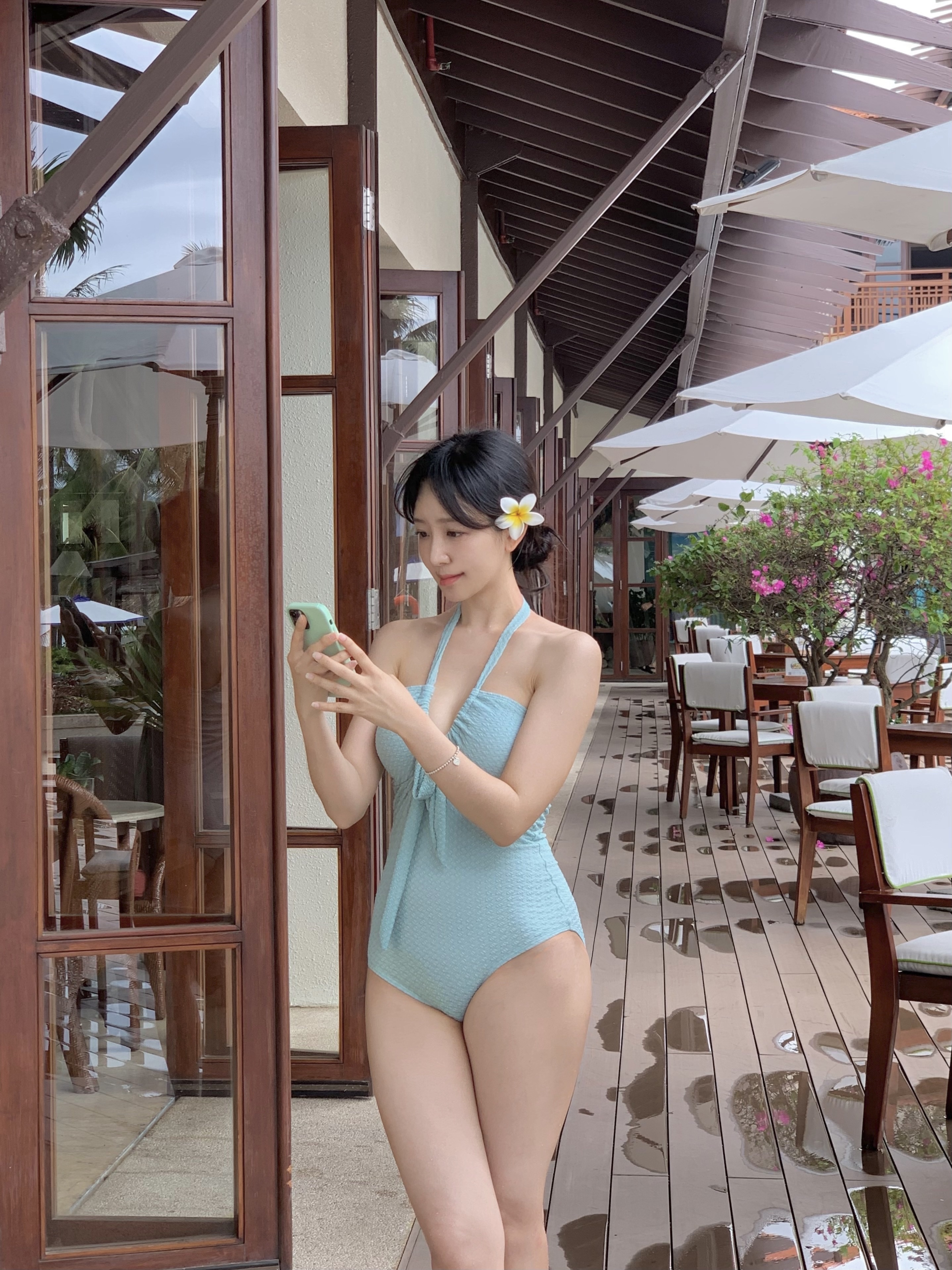 1600장돌파[무배/당일] 🍸(S,M,L) 민트 바스트 트임 홀터넥 고급스러운 수입 여성 모노키니 니트비키니 상세 이미지 5