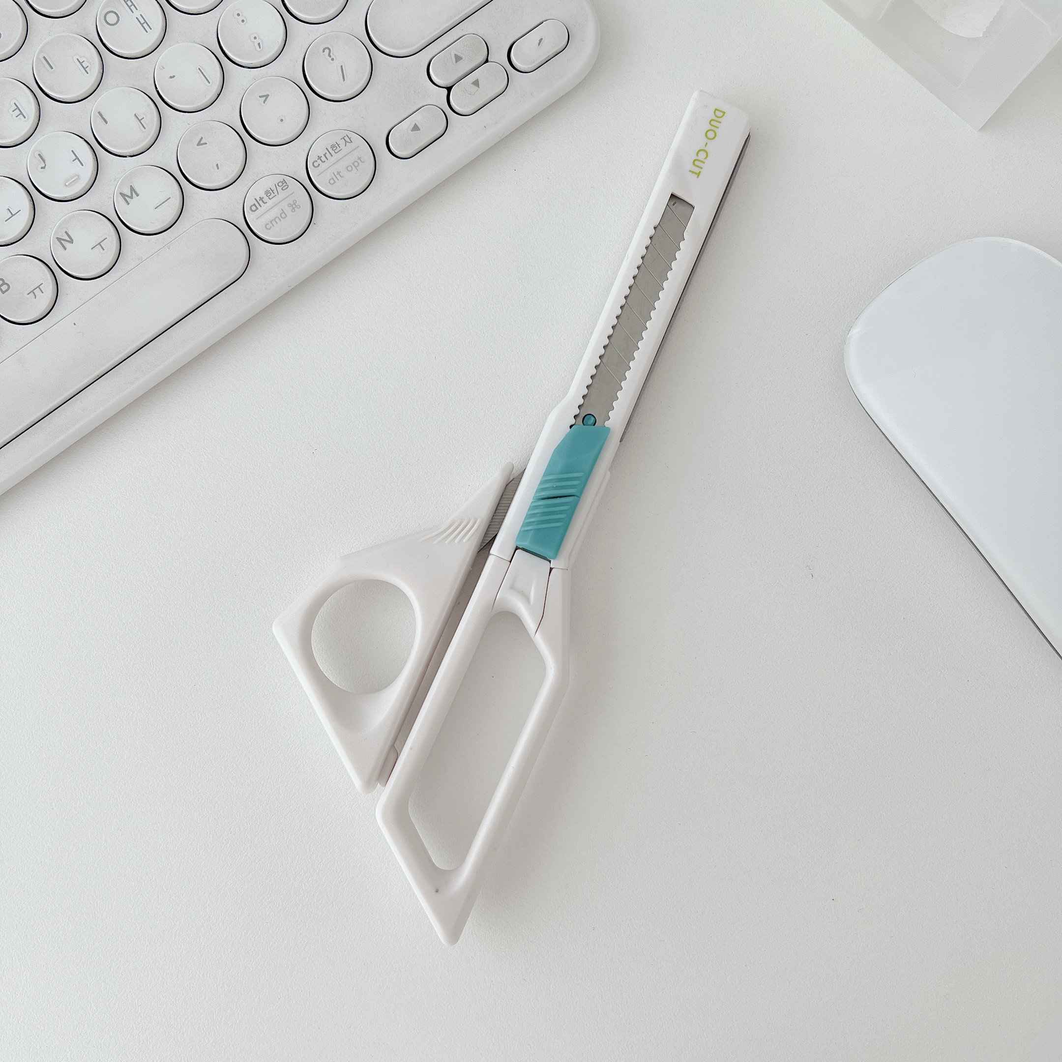 택배 언박싱 가위 다꾸 사무용 살림공간 제품 이미지