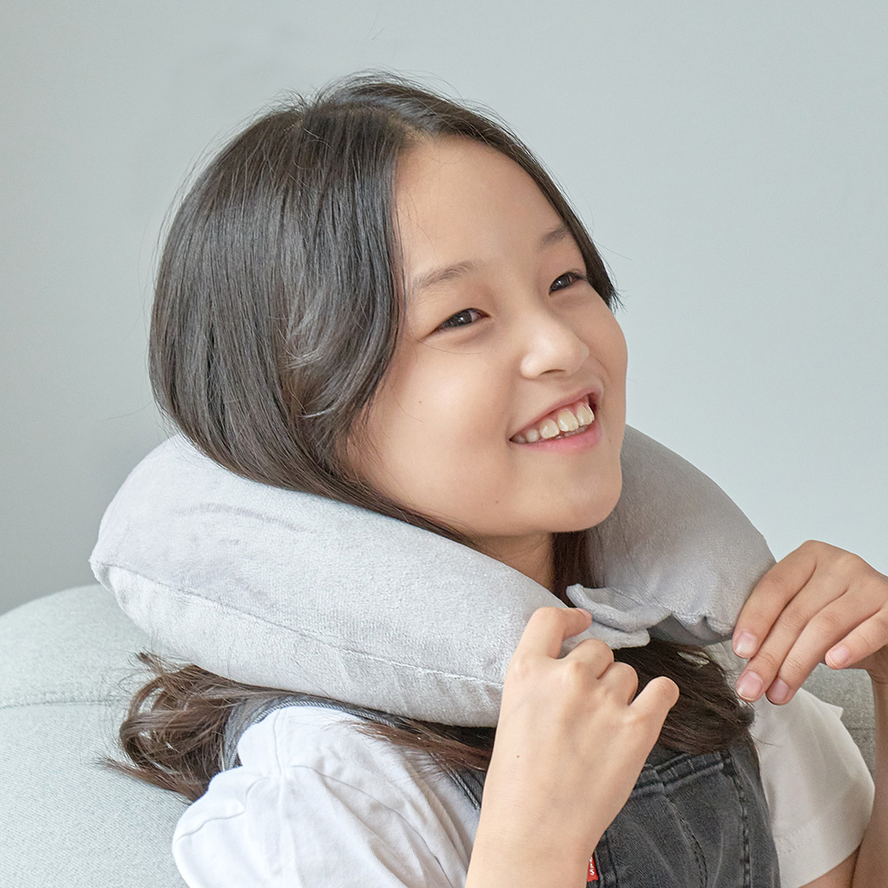 어린이 여행용 목베개 기내용 비행기 휴대용 라텍스 목쿠션 목배게 - 상품 이미지