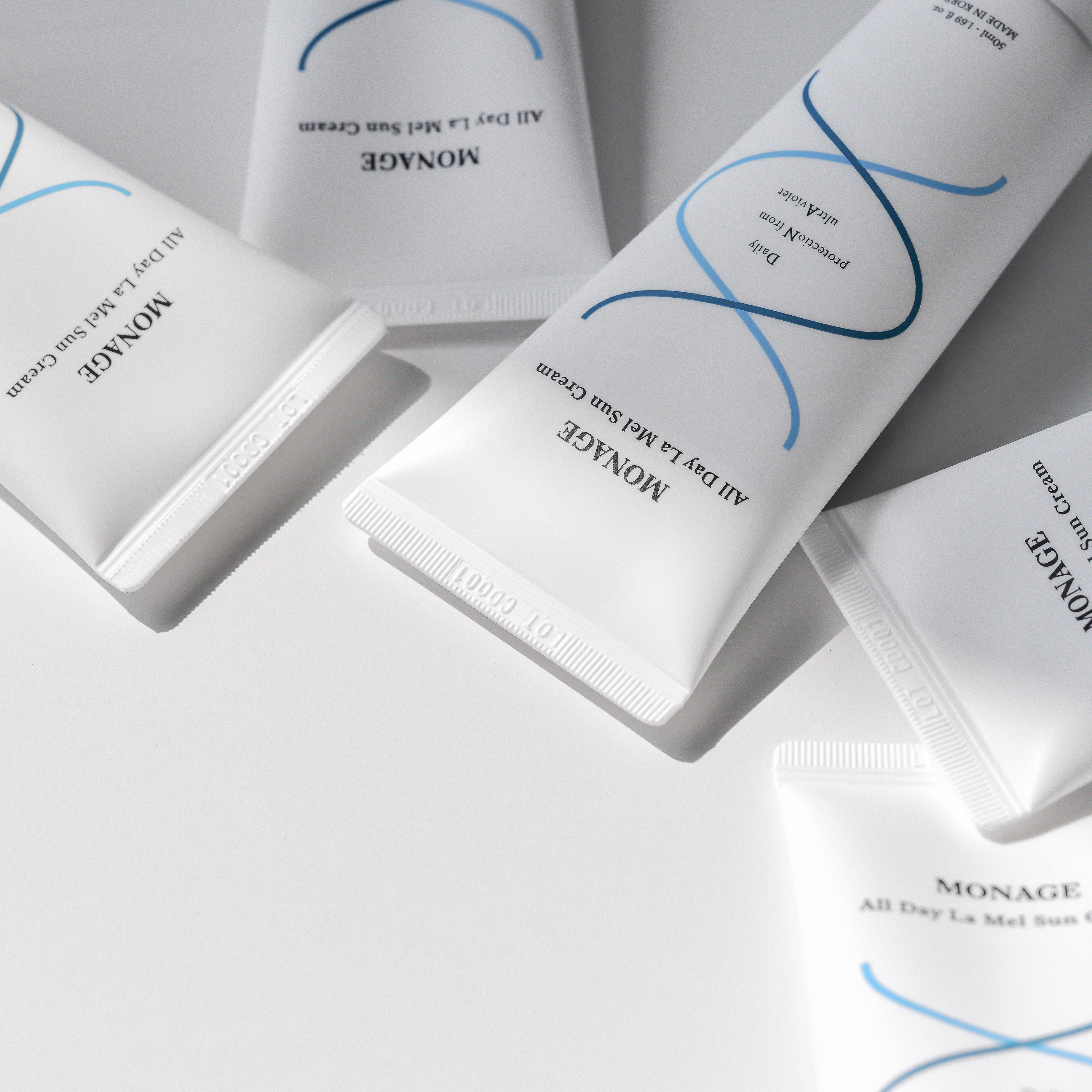 넾다 x 모나쥬 올데이 라멜 썬크림 논나노 무기자차 SPF 50+ 비건 부드러운 발림성 촉촉 수분 눈시림X 백탁X 끈적임X 기름짐X  UV 자외선 차단 - 상세 이미지 4