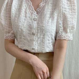 플라워나염 자수 레이스 펀칭 프릴 코튼 빅카라 퍼프 반팔 여름 여성 블라... 착용 후기 | 사이즈/핏 총정리 - 상품 이미지 2