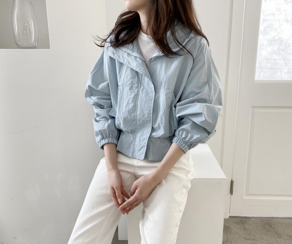 타슬란 프릴 후드 숏 집업 점퍼 아우터 상품 이미지