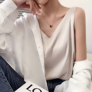 여자 나시 세미 정장 새틴 실크 이너 쉬폰 화이트 블랙 레이어드 샤틴블라... 착용 후기 | 사이즈/핏 총정리 - 상품 이미지 3