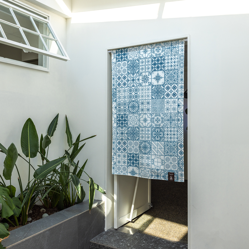 원세븐나인 도어커튼 모로칸 타일 M 가림막커튼 가리개