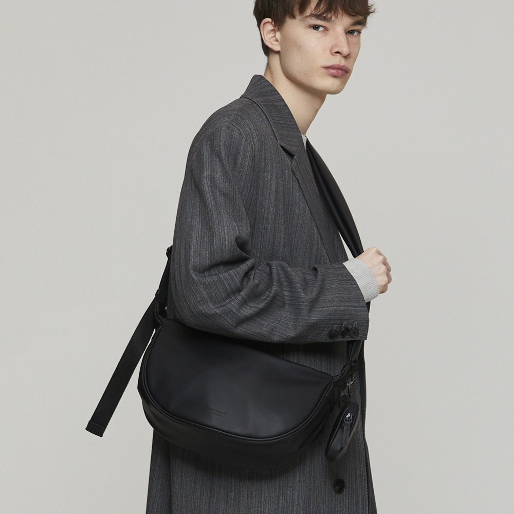 내셔널 퍼블리시티 TACOMA WR 크로스백 블랙