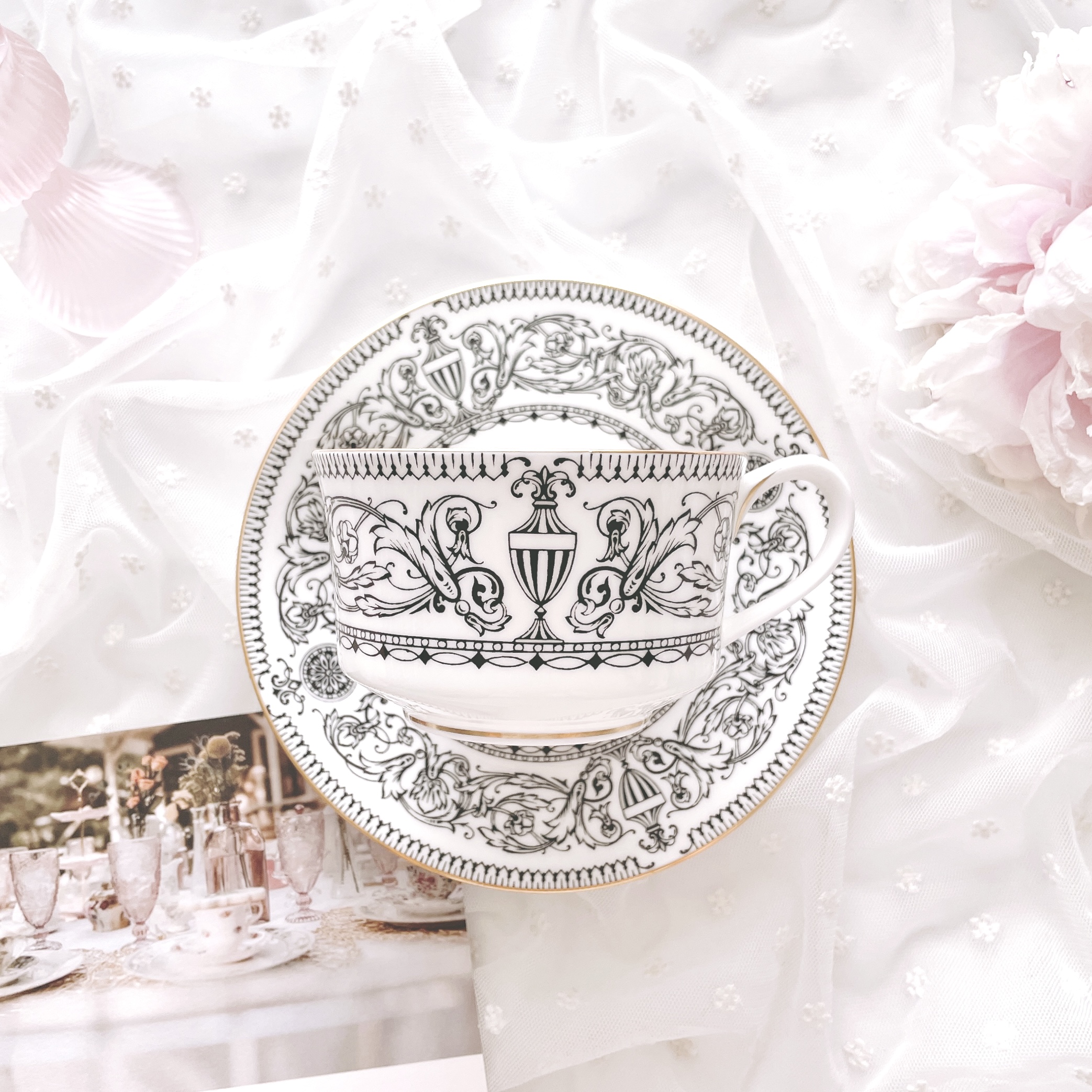 [B품] 로얄우스터 블랙 앤 화이트 빈티지 찻잔 홈카페 커피잔세트