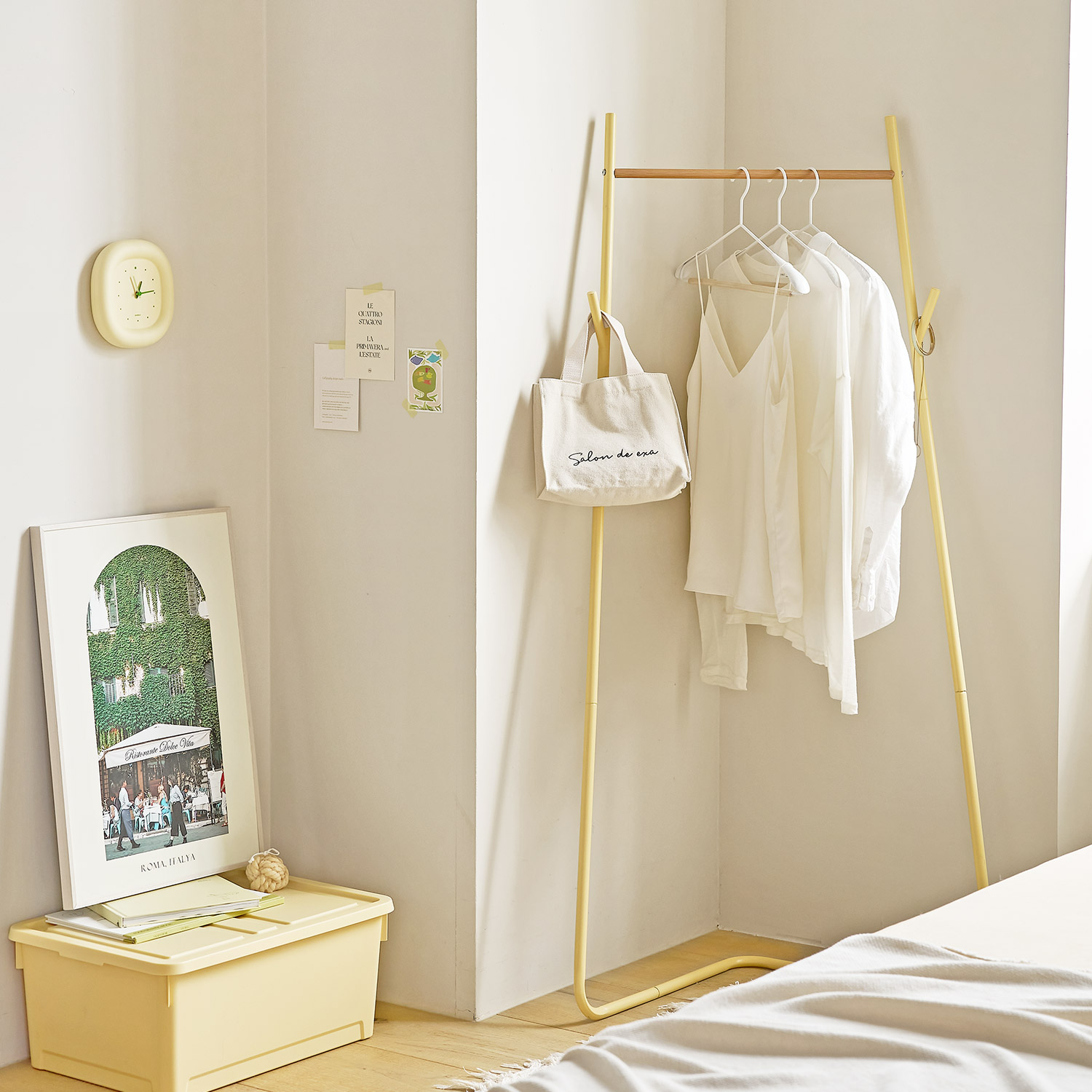 룸앤홈 철제 옷걸이 노르딕 스탠드 코너 행거