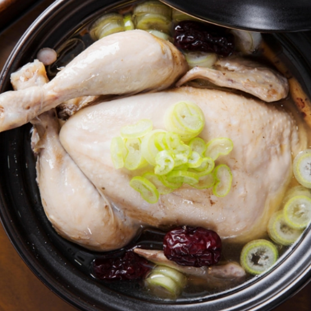 한방백숙밀키트 삼계탕재료 찹쌀인삼닭 1.3kg 2팩 - 상세 이미지 3