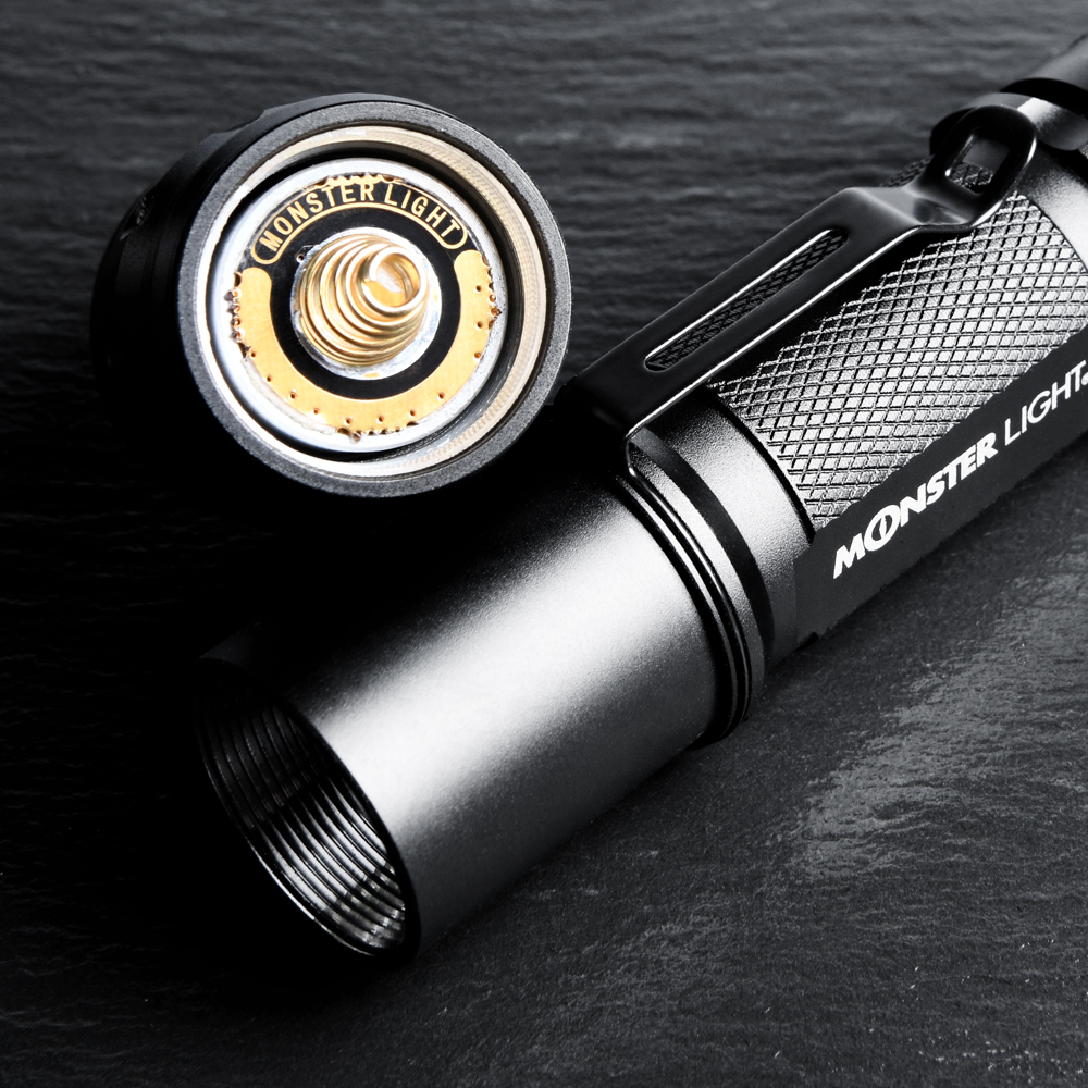 몬스터라이트 퀀텀 익스트림 충전식 LED 줌 후레쉬 라이트 손전등 해루질 써치 캠핑 랜턴