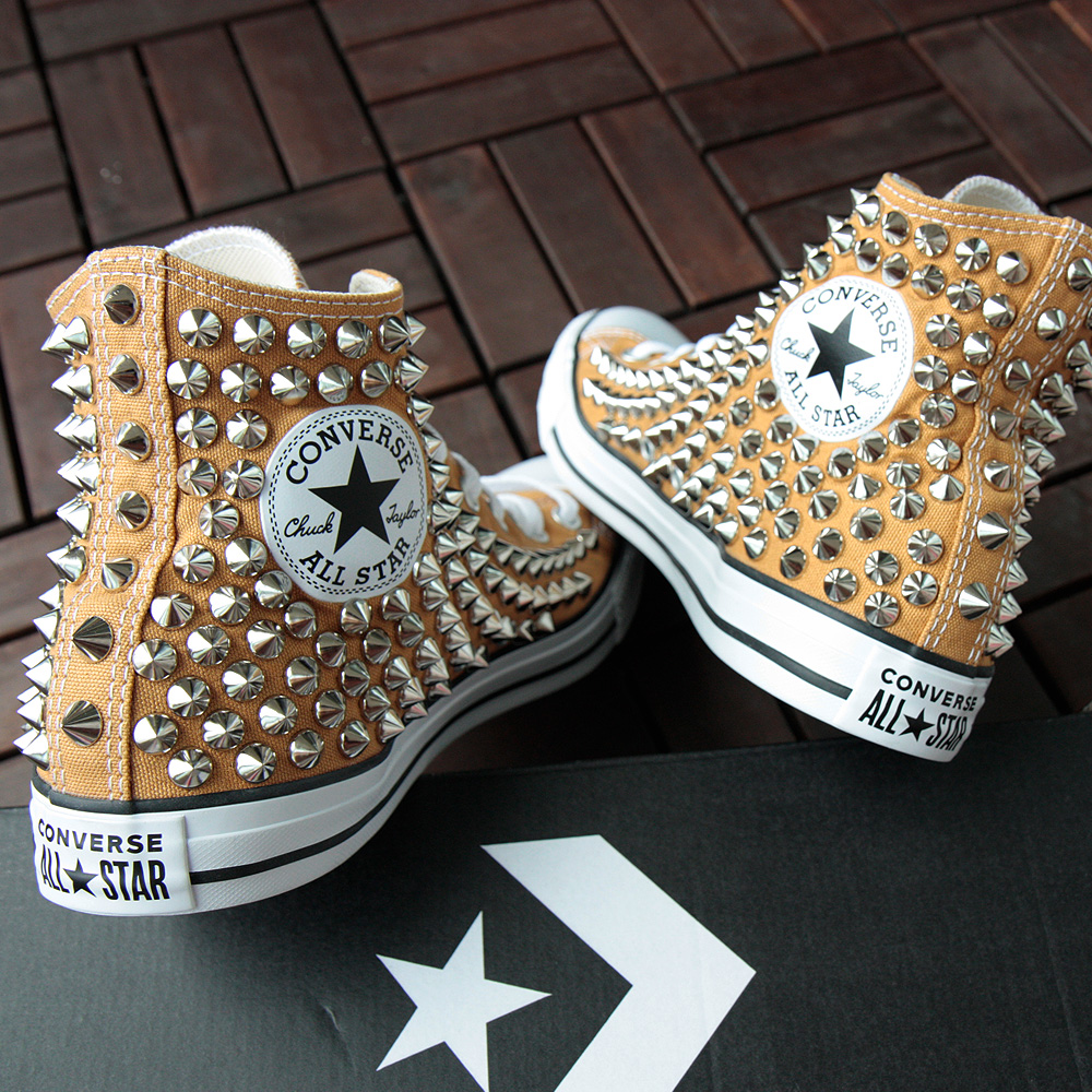 컨버스 척테일러 올스타 번트허니 리폼 찡 CONVERSE With Studs - 상세 이미지 4