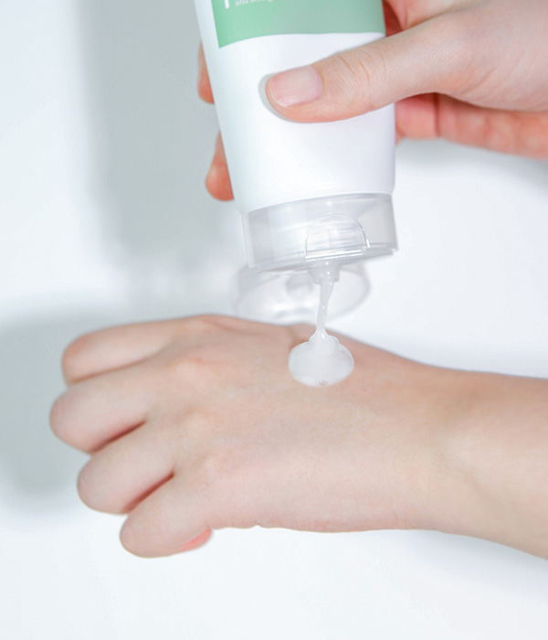 보나쥬르 비건 그린티 AHA 필링젤 / 저자극 목화솜 고마주 각질제거제 150ml - 상세 이미지 2