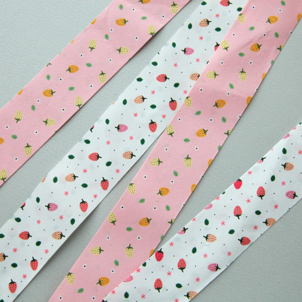 잔잔한 딸기 리본 폭 3.9cm 길이90cm리본공에 DIY 재료 - 상세 이미지 2