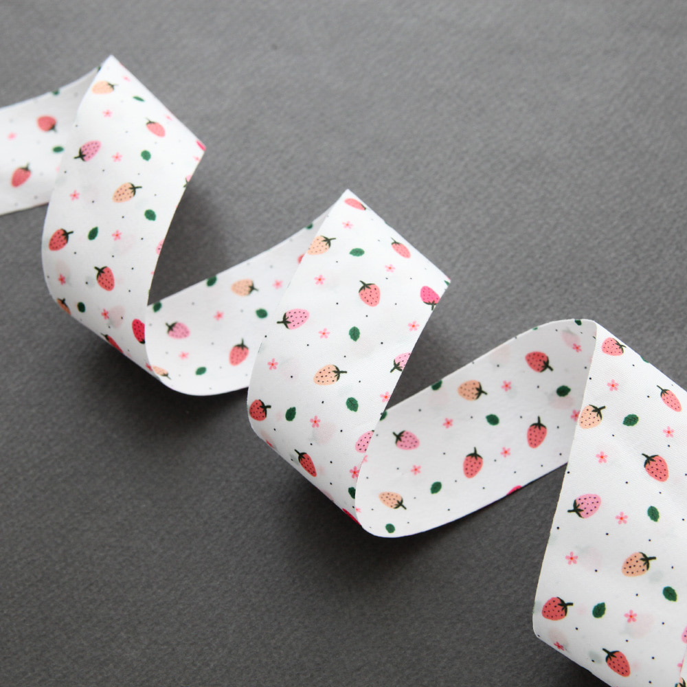 잔잔한 딸기 리본 폭 3.9cm 길이90cm리본공에 DIY 재료 이미지 6