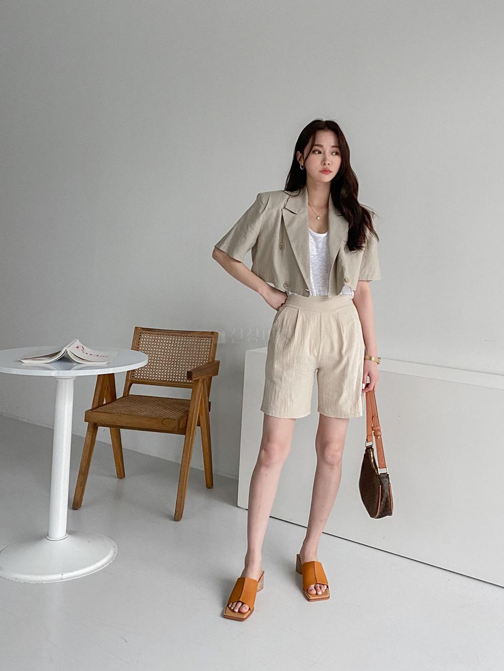 주름 핀턱 뒷밴딩 4부 반바지 이미지 2
