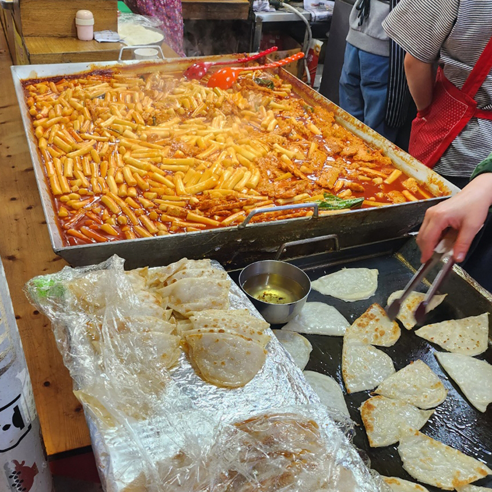 방촌시장원조떡볶이 대구명물 납작만두 밀키트 즉석 옛날 밀떡 국물 떡복이 - 상세 이미지 3