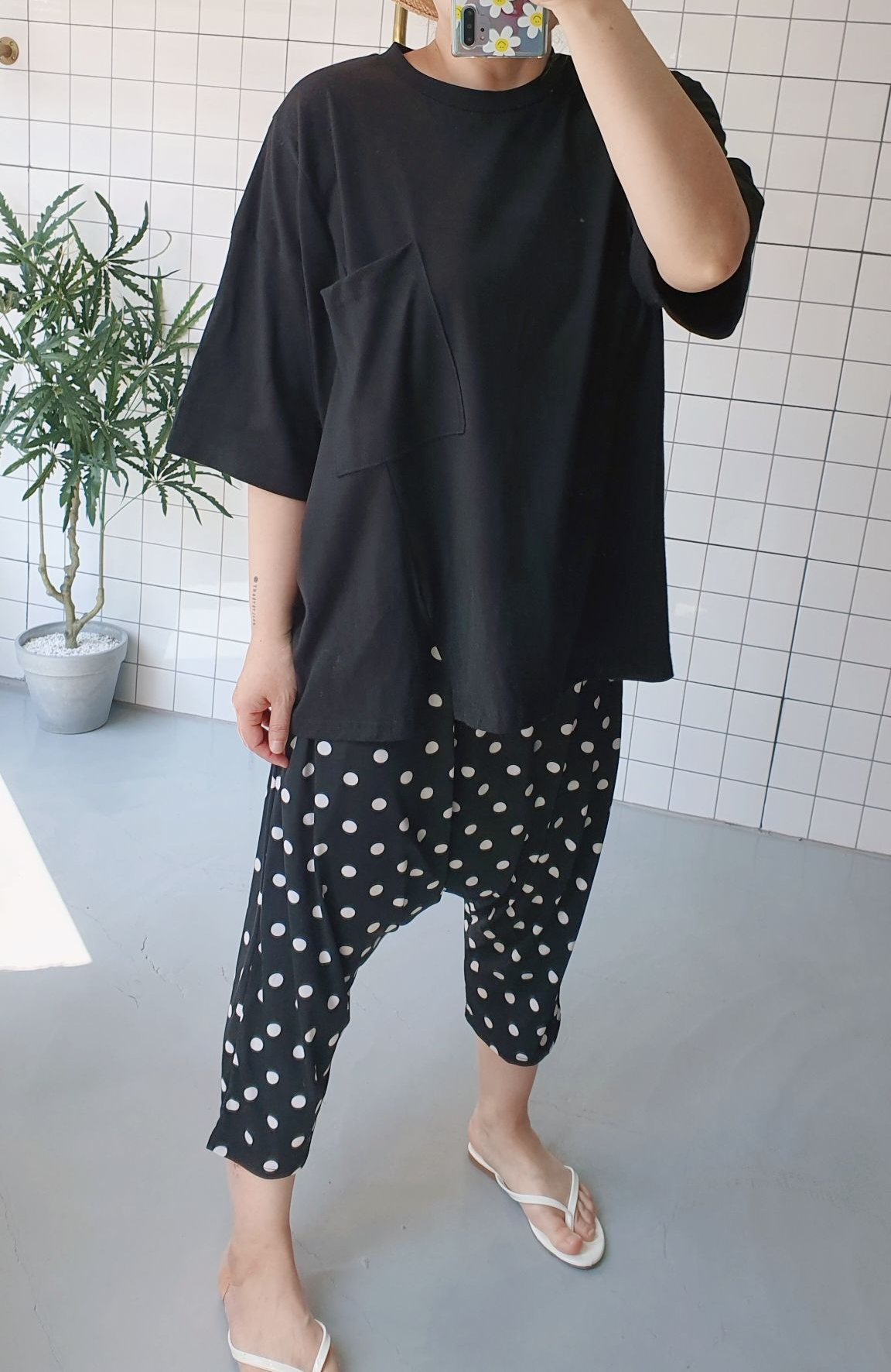 썸머룩 망고땡 냉장고 배기 반바지 - 상세 이미지 2