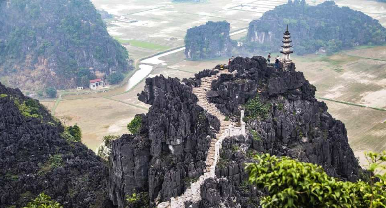 베트남 일일 투어 | Ninh Binh 탐험: Bai Dinh - Trang An - Hang Mua(다국어 투어 가이드 및 여러 투어 옵션 제공) 이미지 4