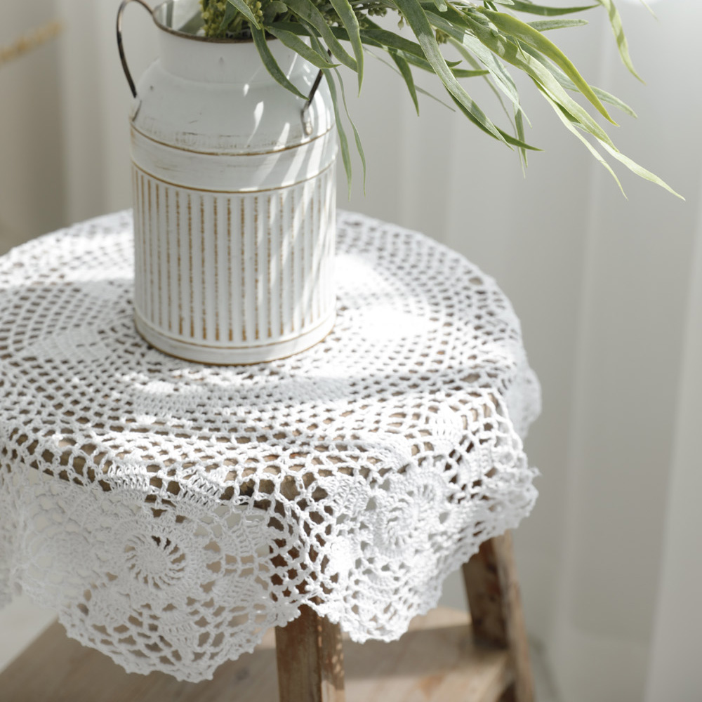 카일라 크로쉐 원형 손뜨개 테이블보 매트 55-60cm