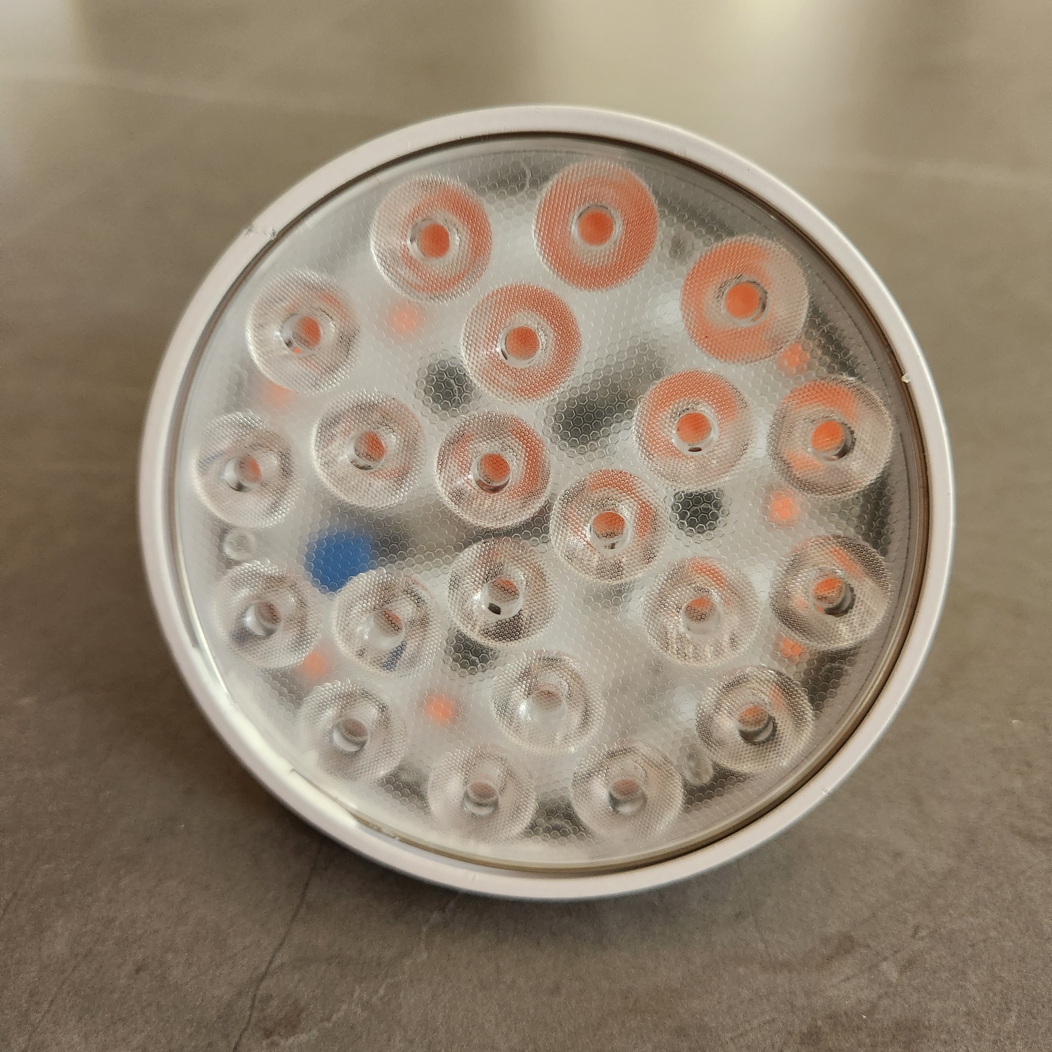 LED PAR30 파삼공15W 적색,청색,녹색,보라,핑크 집중형 라이브 카페 노래방 칼라 - 상세 이미지 2