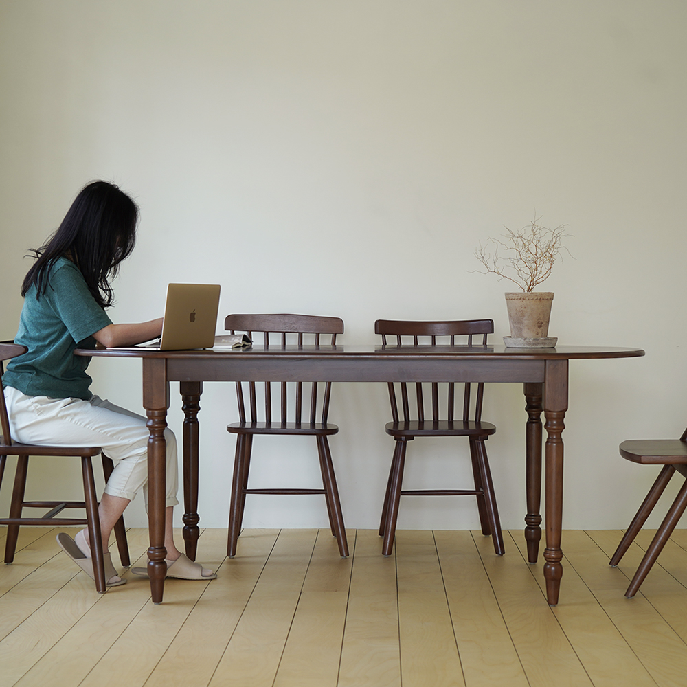 자야캠핑 코콜라 월넛 원목 타원형 4인 6인 식탁 테이블 1800