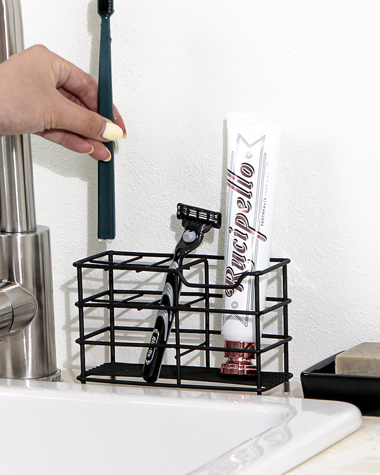 스텐 칫솔꽂이 무타공 클린스텐 칫솔꽂이 면도기 치약 칫솔거치대