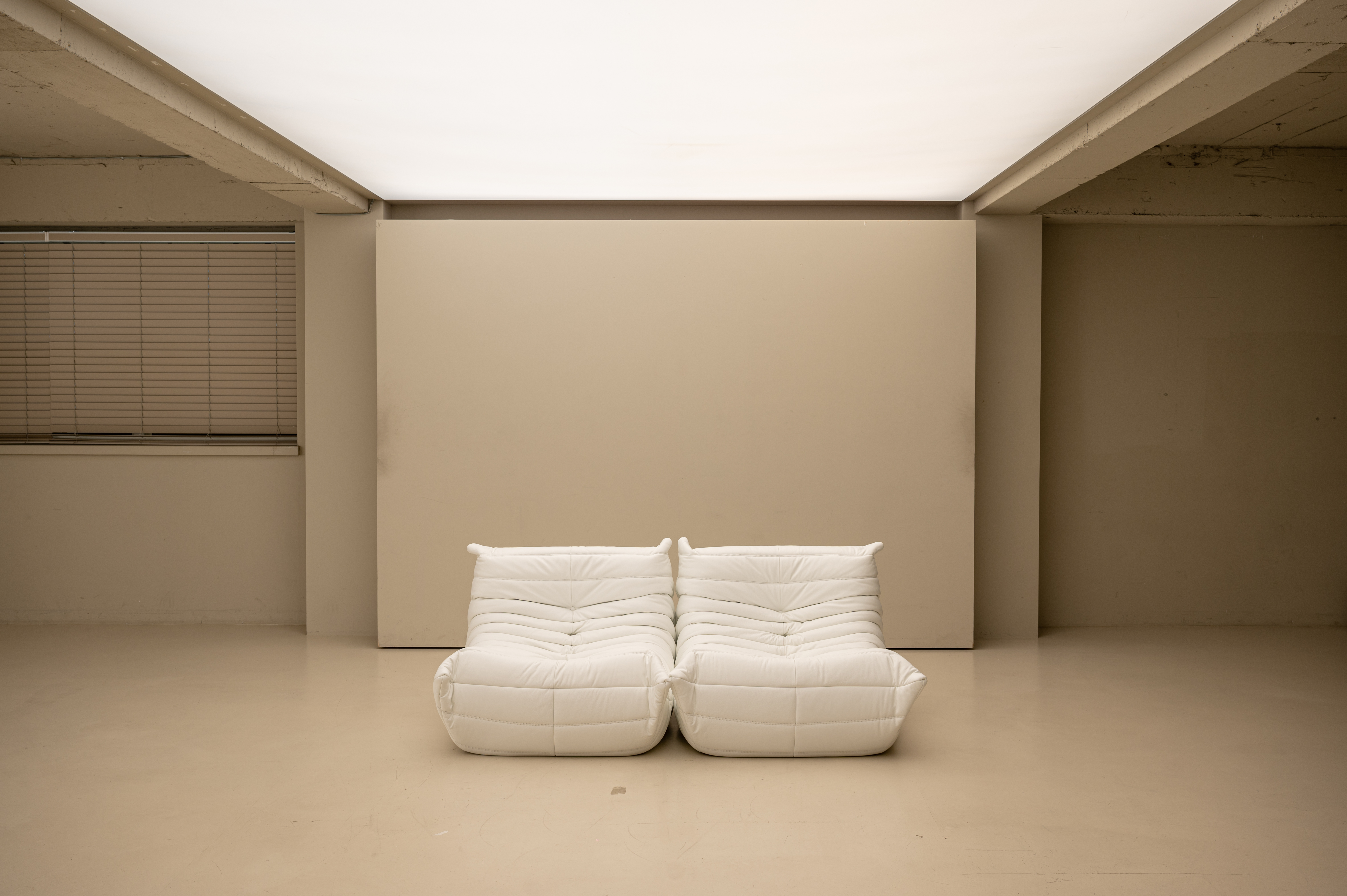 PH 17 3인용 가죽모듈쇼파 이태리 내추럴 통가죽 천연면피 소가죽 (전체가죽) 번데기소파 빈백쇼파 빈티지가죽