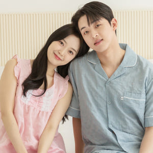 커플잠옷 여성 잠옷 남자 파자마 반팔 신혼부부 연인 412-312 러블리 착용 후기 | 사이즈/핏 총정리 - 상품 이미지 4