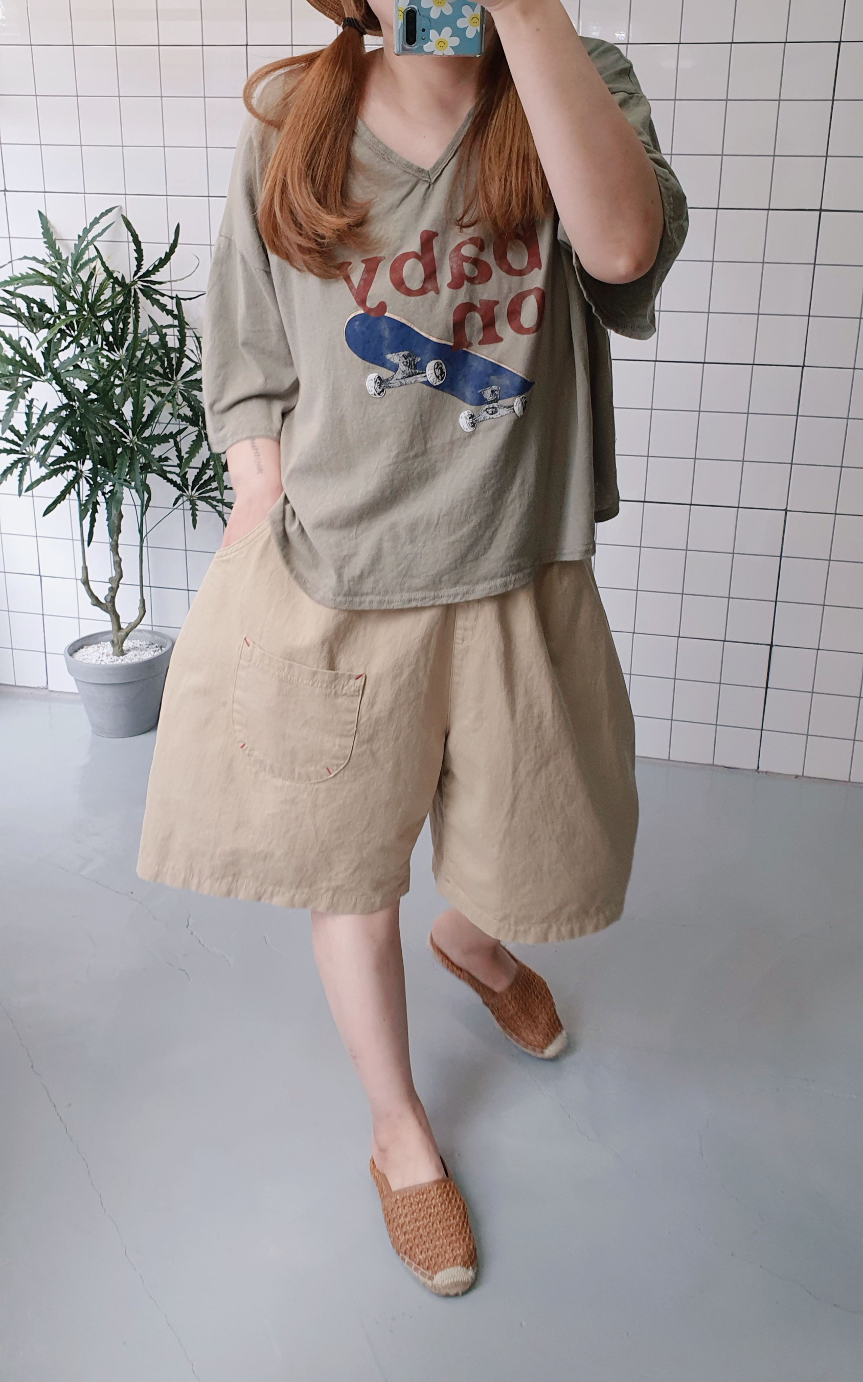 치마바지핏 레드스티치 면 반바지 - 상세 이미지 2