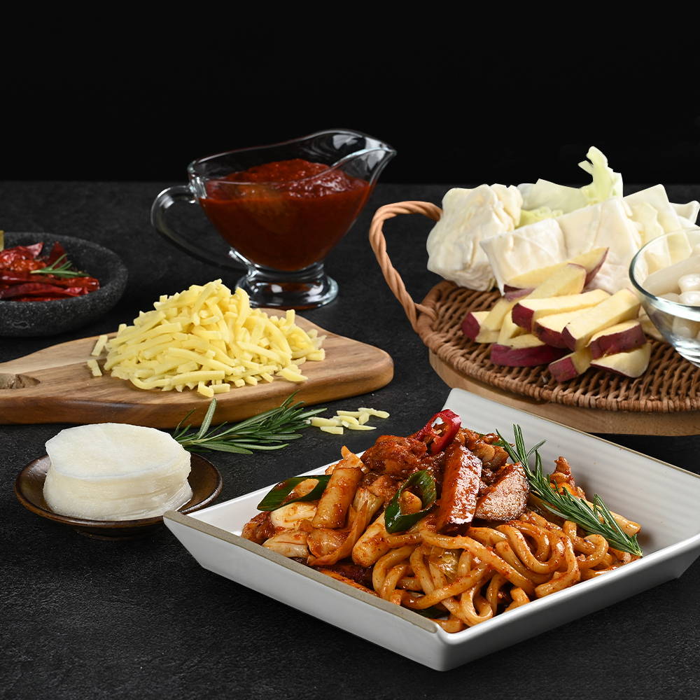 두루푸드 국민닭갈비 춘천닭갈비 택배 홈파티 캠핑요리 올인원세트 3인용 / 1.5인용