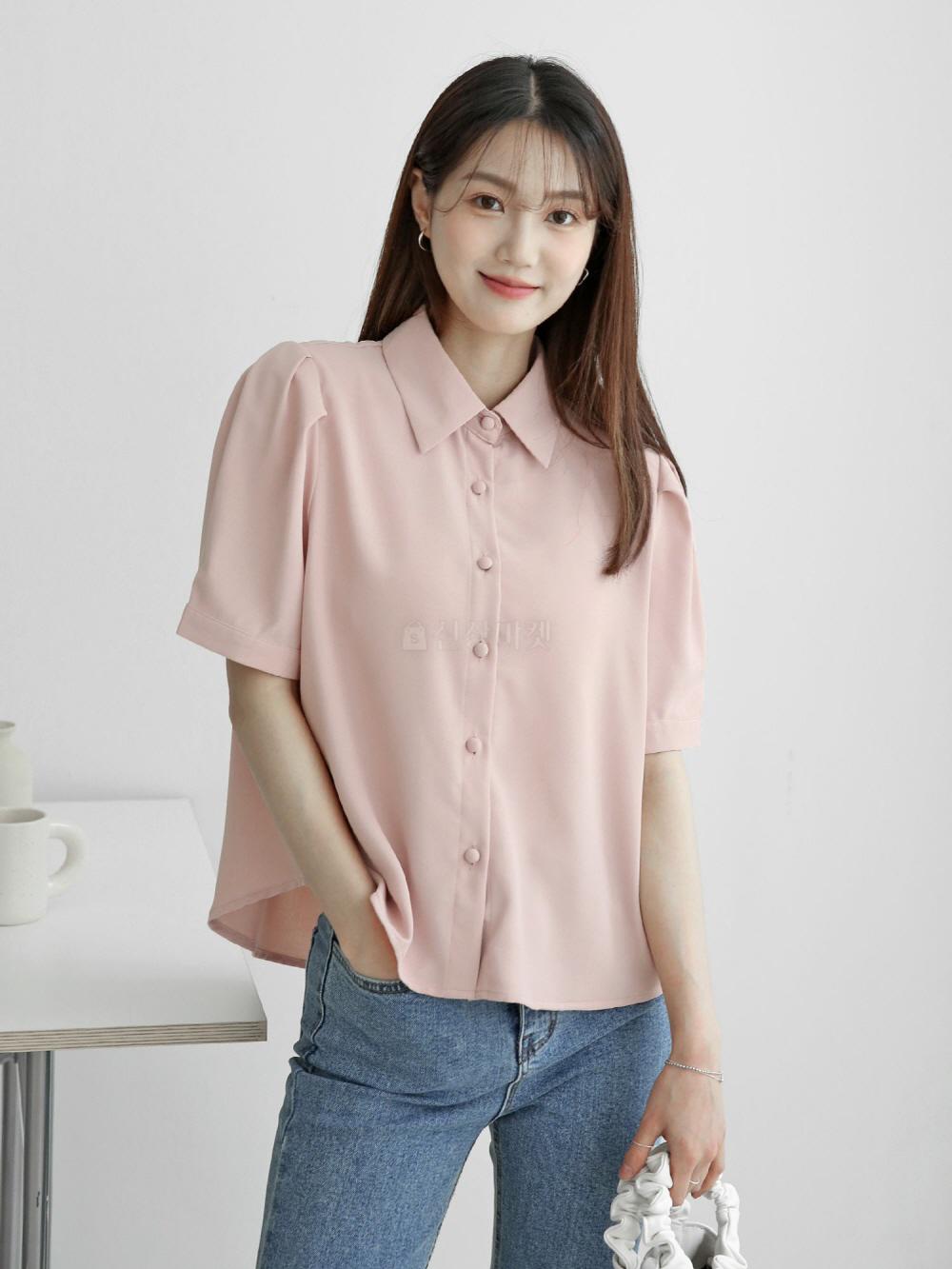 링클프리셔츠 퍼프블라우스 쉬폰 핀턱 셔링 정장 면접 오피스룩 반팔 블라우스 이미지 3