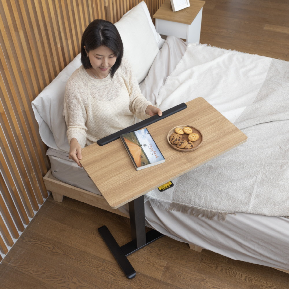 핏쳐 이동형 수동식 양방향 각도조절 사이드 테이블 FDTS2