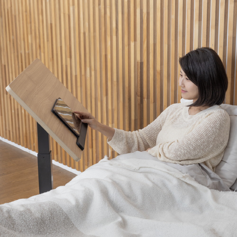 핏쳐 이동형 수동식 양방향 각도조절 사이드 테이블 FDTS2